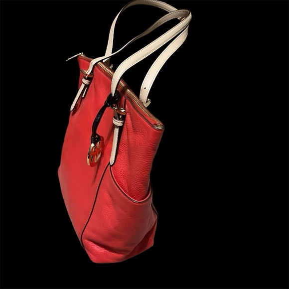 Michael Kors Red Tote Bag Zipper,shoulder. - Picture 5 of 12